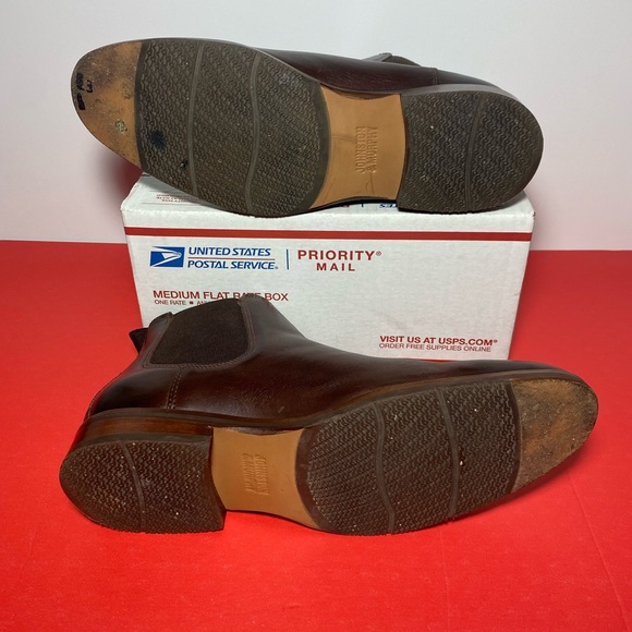 Johnston & Murphy Garner Chelsea Boot Mahogany Calfskin 20-9823 Size 9.5 main image 4